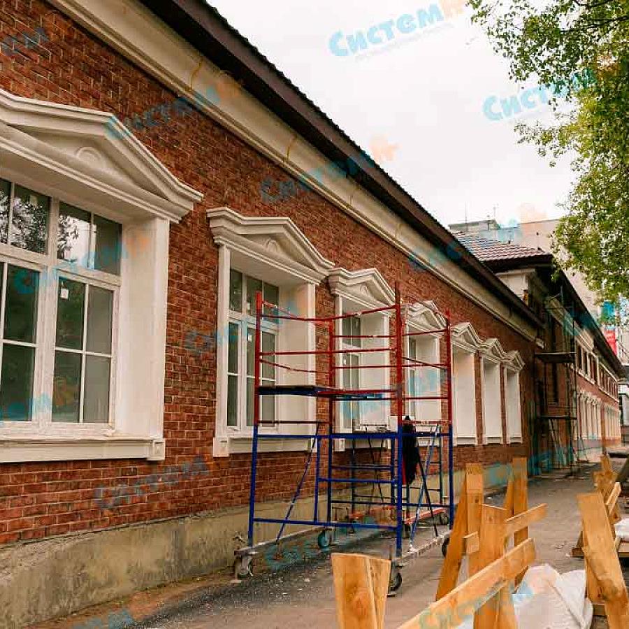 Обрамление окон  пенопластовыми элементами фасадного декора Обрамление окон  пенопластовыми элементами фасадного декора